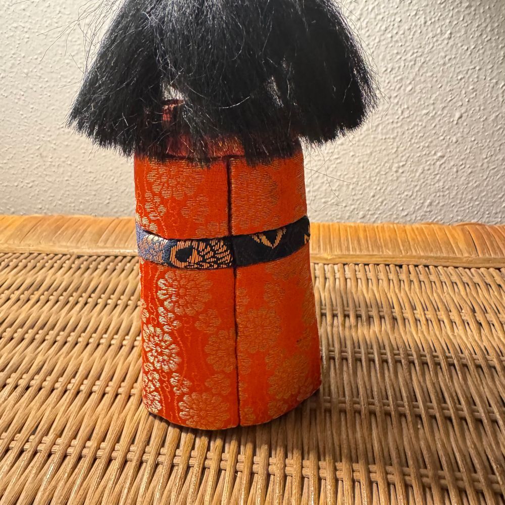 Vintage Japanese Kimekomi Doll Traditional Orange Kimono‎ Accents 7 inch 70's - Picture 11 of 15